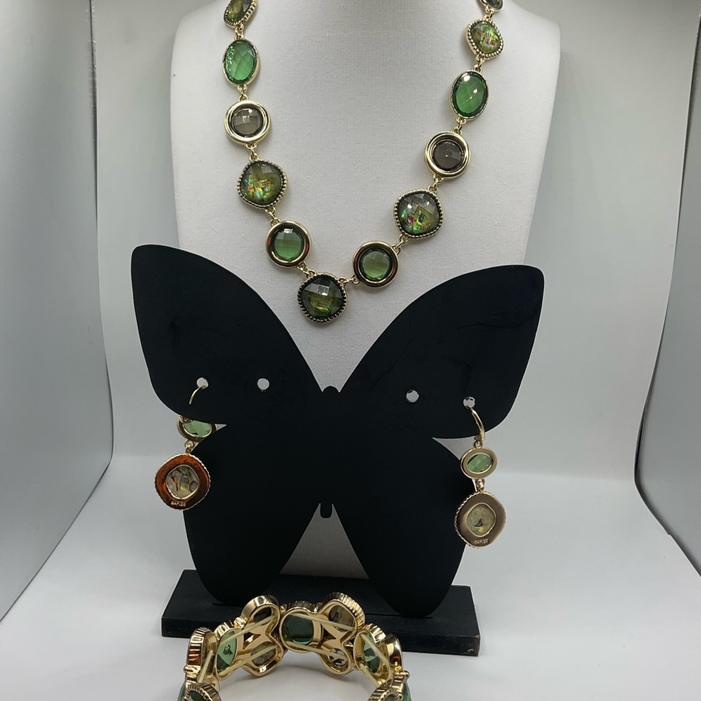 JEWELRY & ACCESSORIES LIVE SHOW LISTING - Picture 2 of 12
